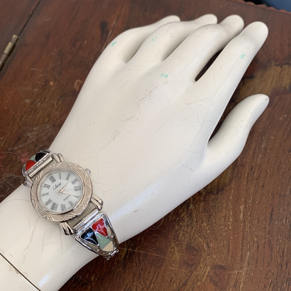 Beautiful Ladies Collezio Enameled Quartz Anslog   W/ Expancion Band Stainless